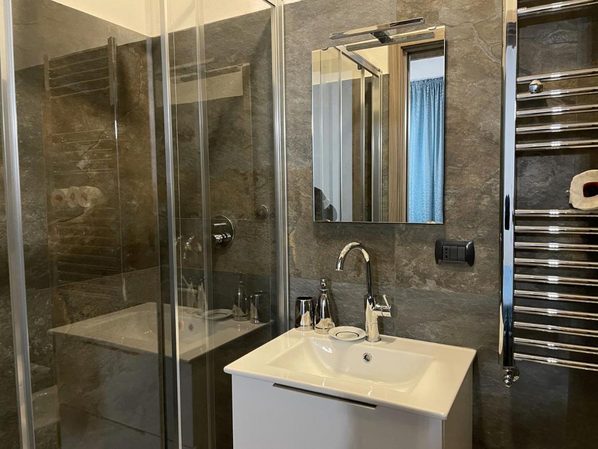 Poste Regie - Milan Guest House מראה חיצוני תמונה