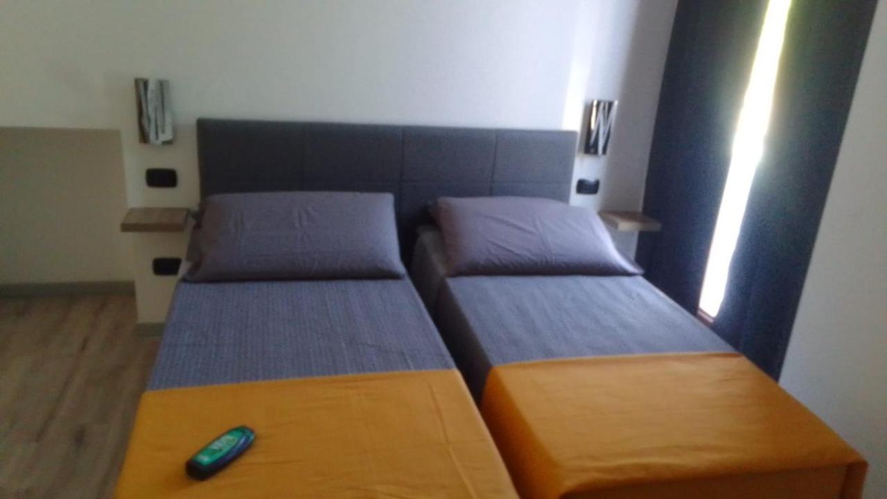 Poste Regie - Milan Guest House חדר תמונה